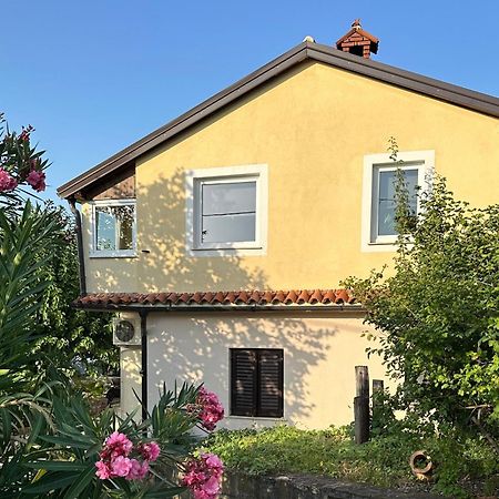 Quiet Countryside Apartments Near The City And The Sea Копер Екстер'єр фото