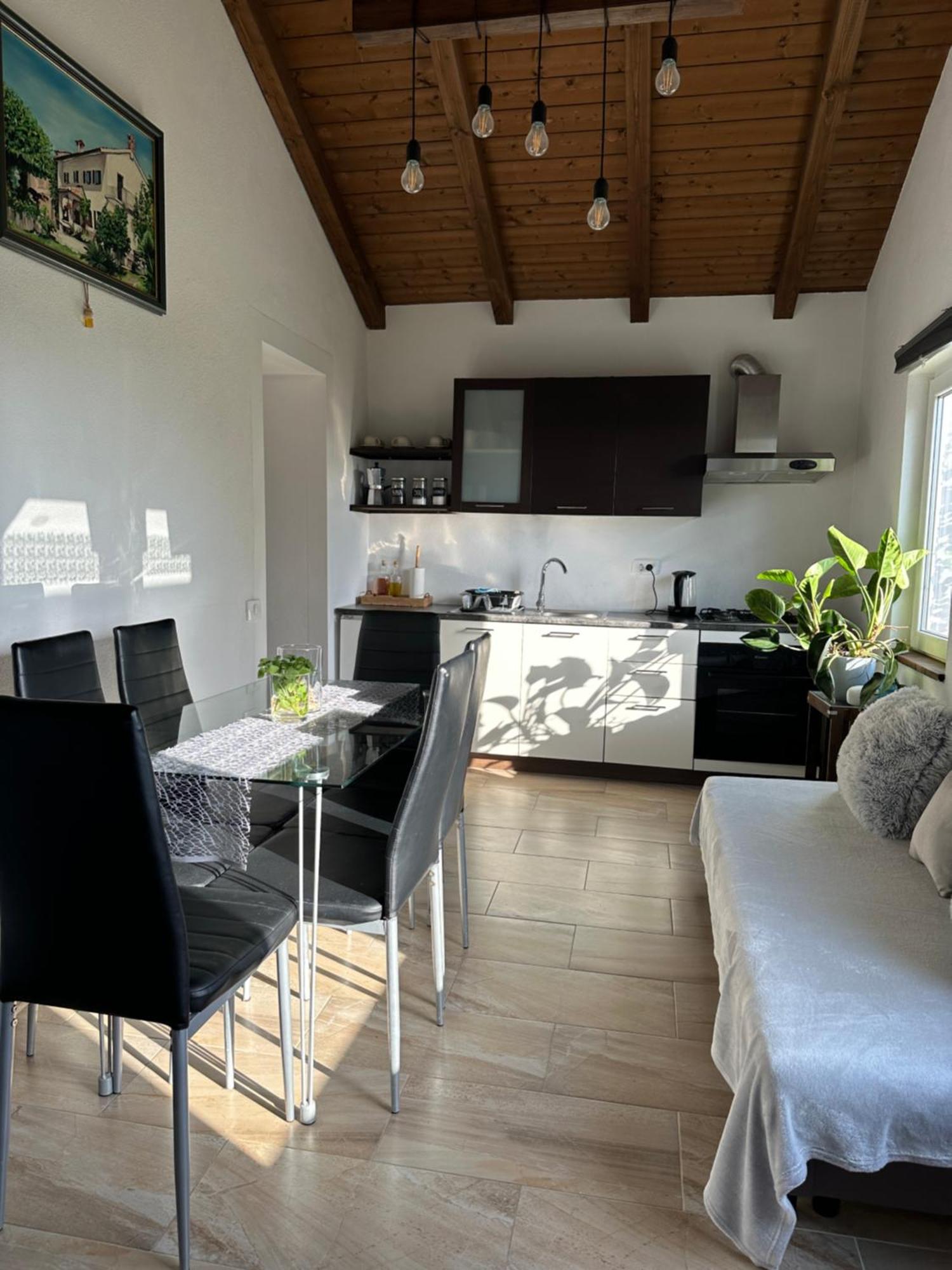 Quiet Countryside Apartments Near The City And The Sea Копер Екстер'єр фото